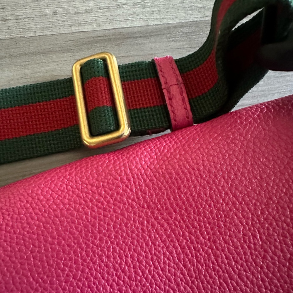 Gucci Pink Leather Logo Belt Bag with Green Accents - Picture 8 of 11